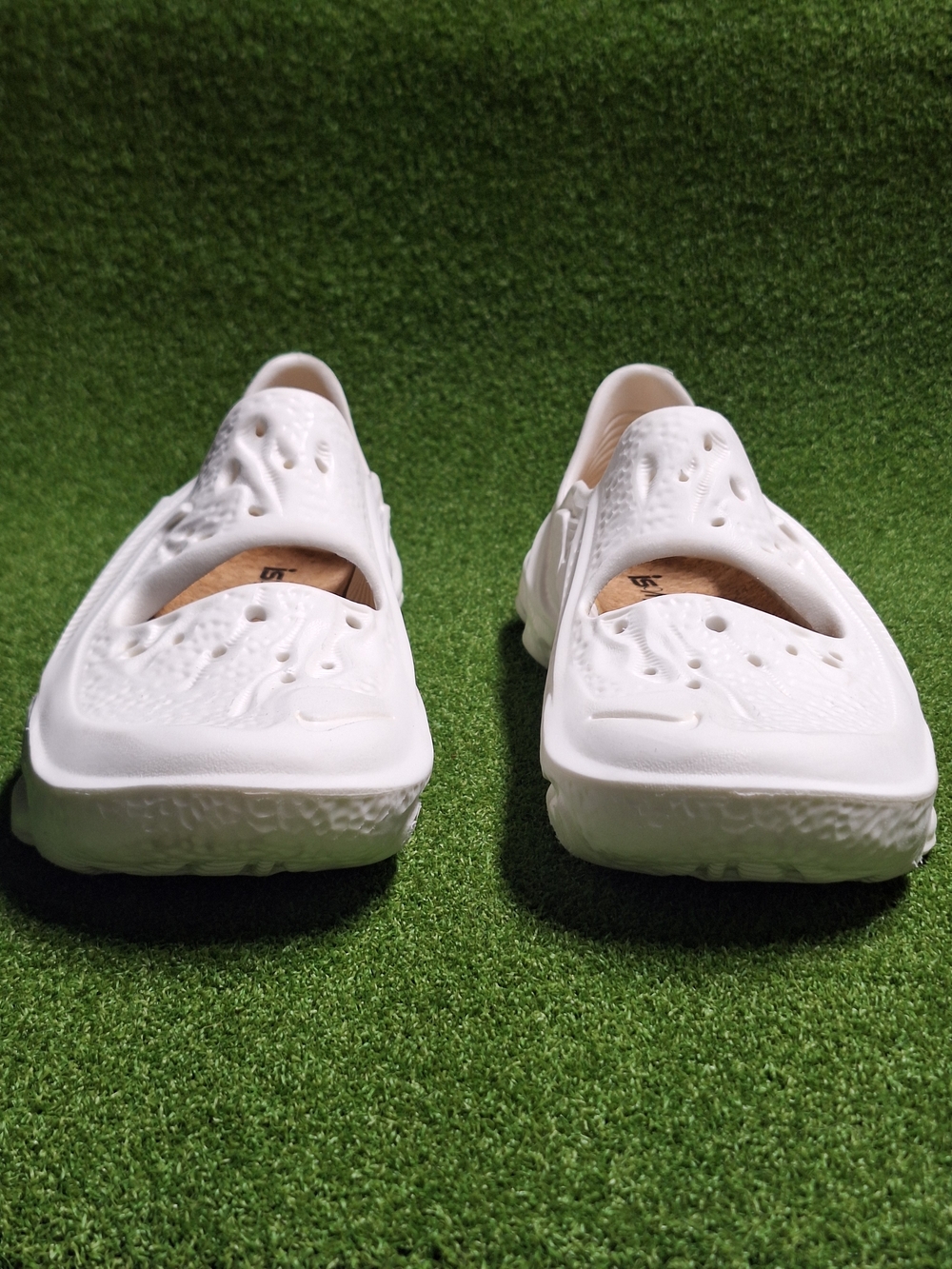 Nike ISPA Universal Men's Size 11 Natural White Sail Ivory Sneakers DM0886-100 - Picture 4 of 9